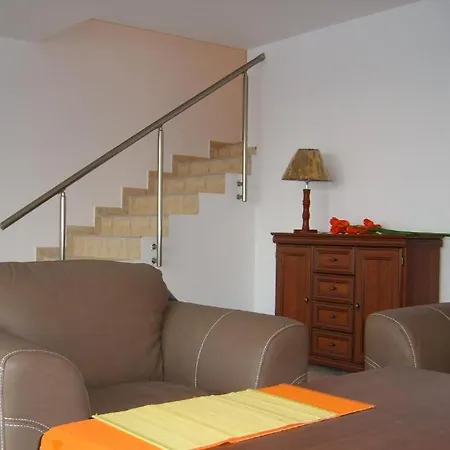 Peony Apartment *